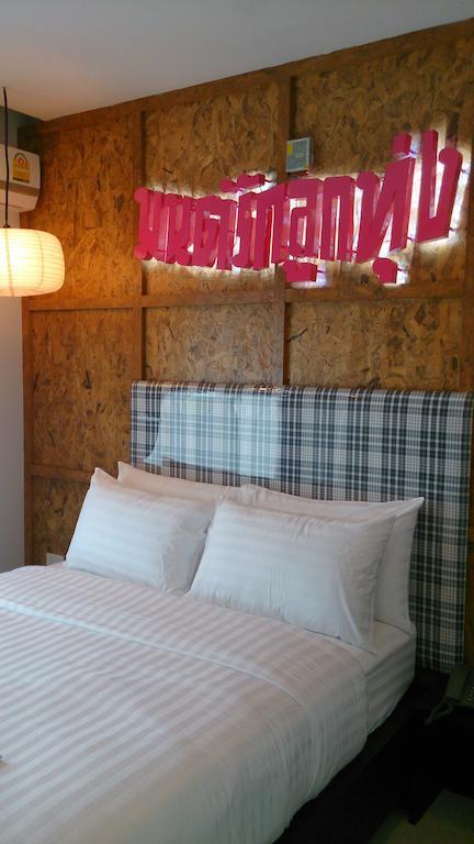De Ja Moon Hostel 清邁 客房 照片